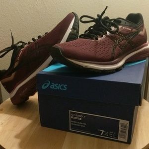 Asics GT-1000 7